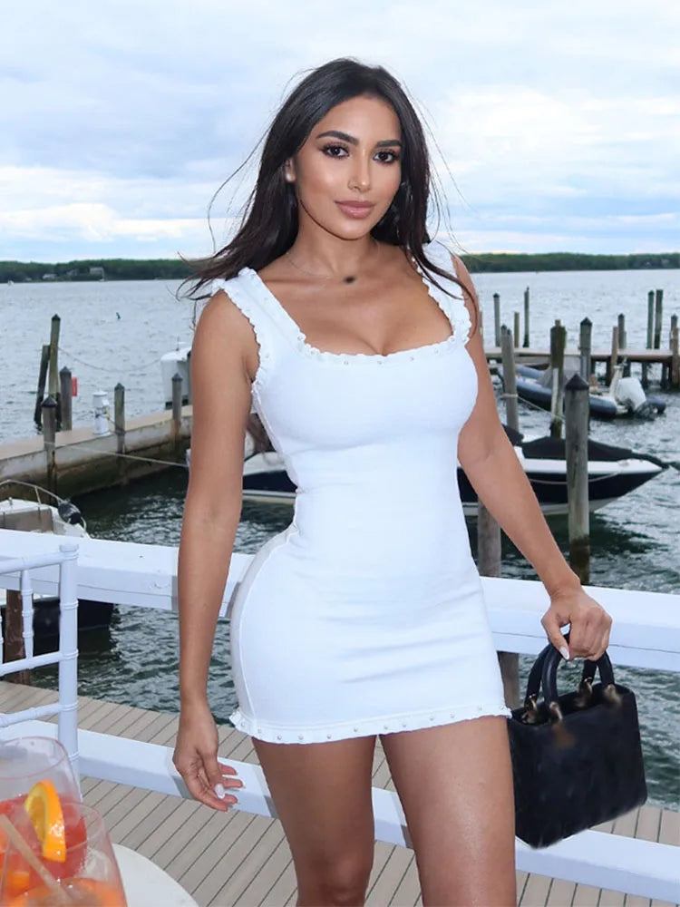 Navaeli - Κομψό Εφαρμοστό Φόρεμα